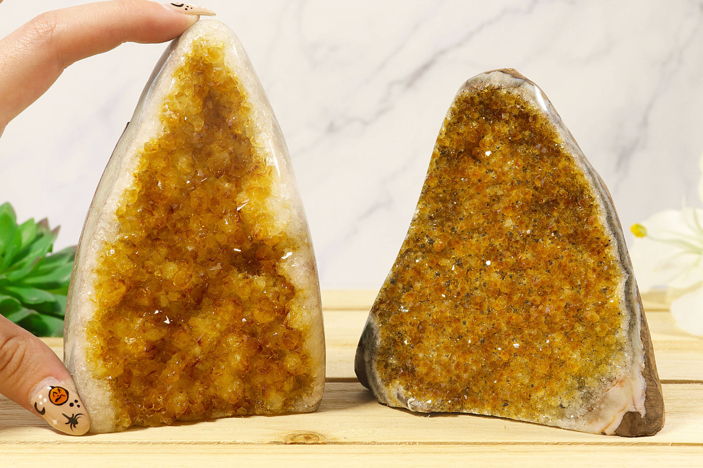 Polished Citrine Cluster Stand Up Xtra Quality Crystal Décor: Medium